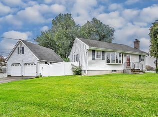 1503 Crestwood Rd, Bethlehem, PA 18018