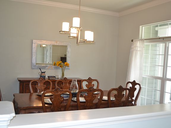 Formal dining room
