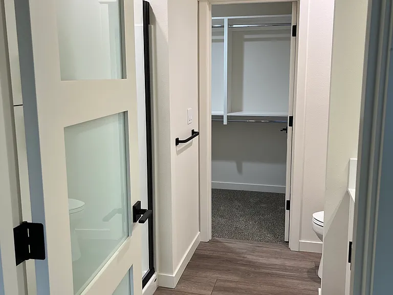7421 Pioneer Way #7441A — Photo 8
