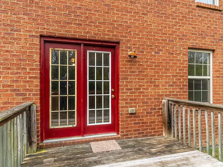 578 Hampton Way #A — Photo 22