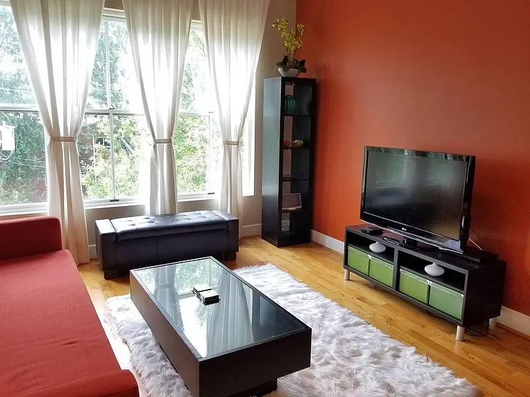 384 Ralph McGill Blvd NE #324 — Photo 2