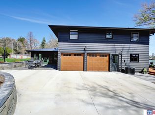 209 N Maloney Dr, North Platte, NE 69101