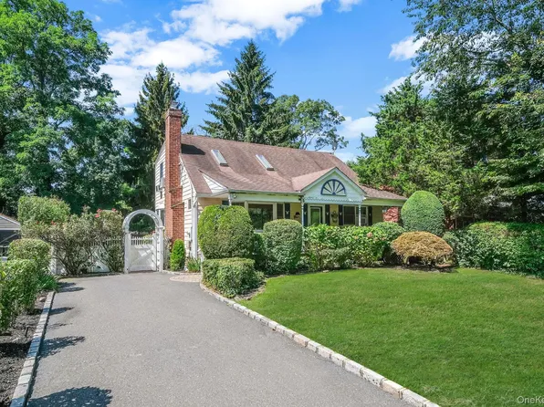 65 Circle Drive, East Northport, NY 11731