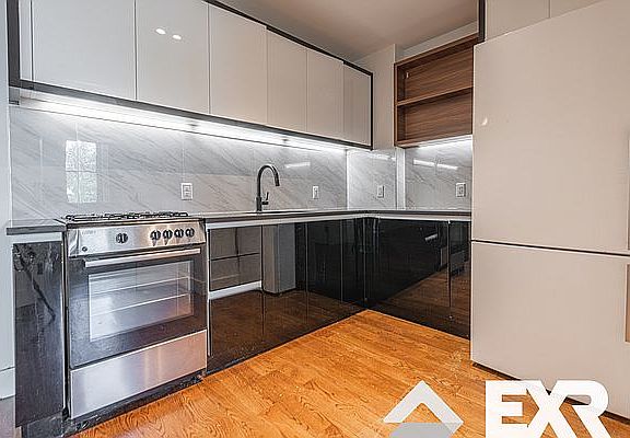 2nd image of 585 Ocean Pkwy #3N