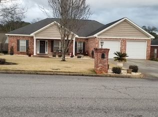 209 Lighthouse Dr, Dothan, AL 36305