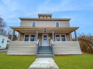 14 Hartford St, Claremont, NH 03743