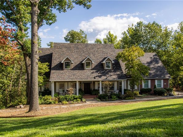 9 Hanna Dr