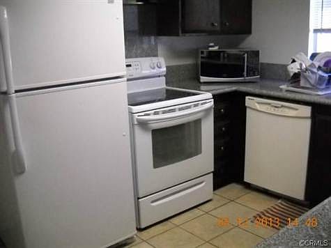 4th image of 2684 College Ln