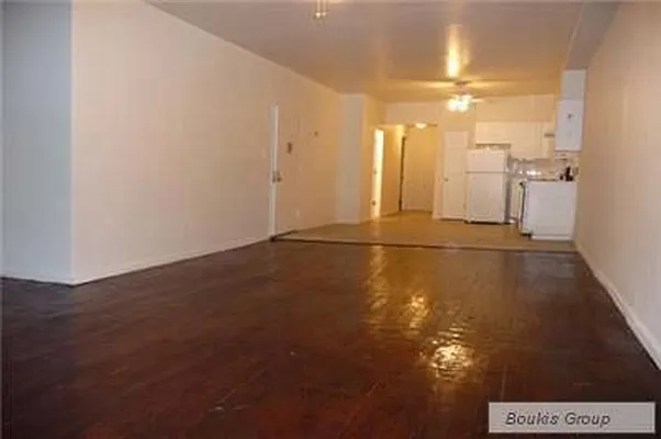 Rented by Bouklis Group | media 3