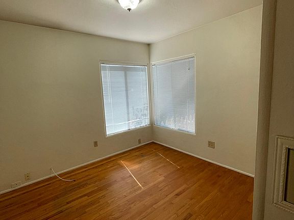 5th image of 4424 Aragon Dr