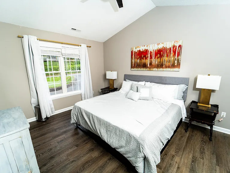 390 Oakview Park Rd — Photo 14