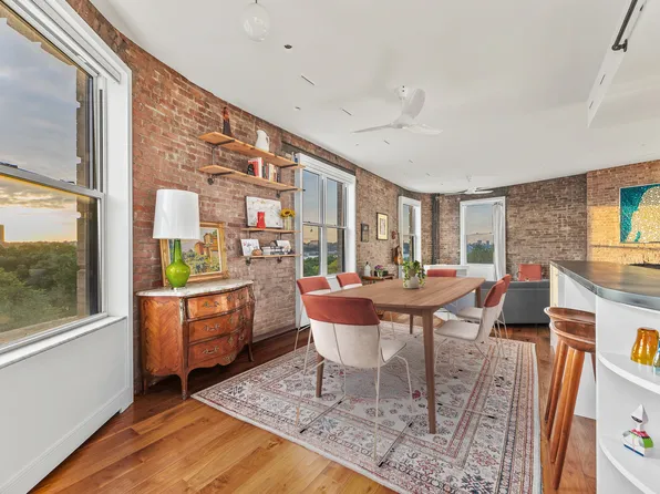 214 Riverside Drive image 3 of 16