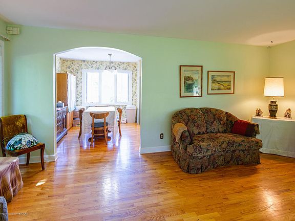 5th image of 5207 E Gresham Hwy