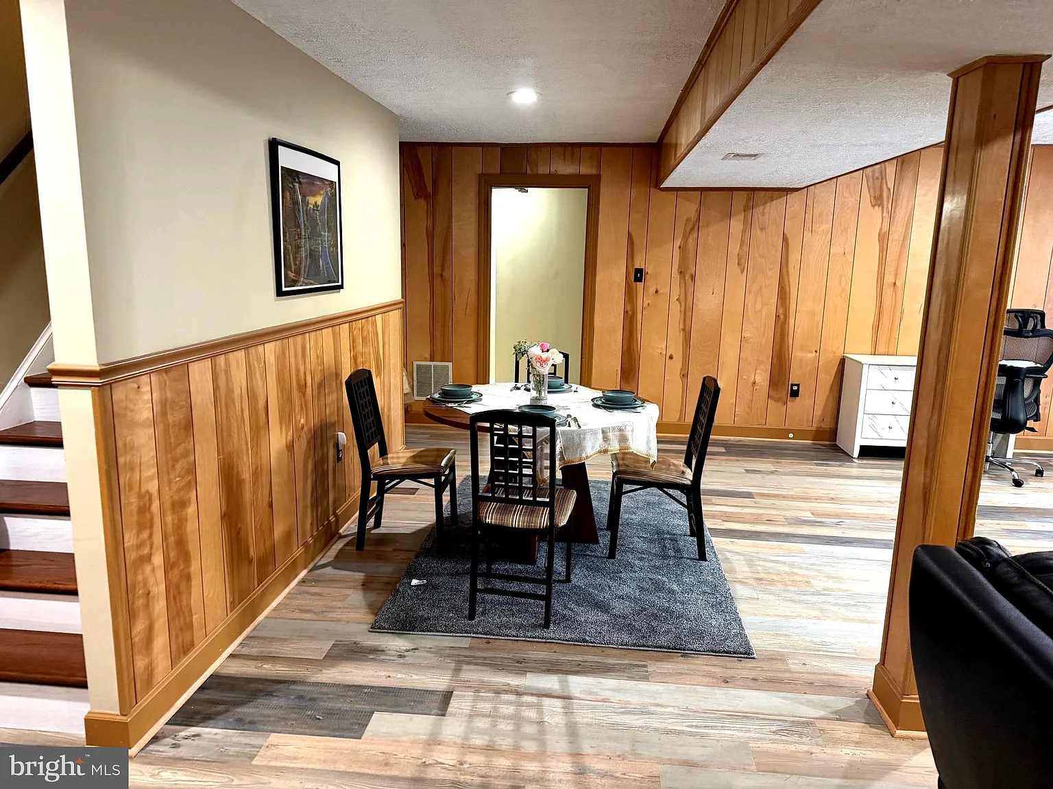 1 bed, 1920 sqft, $1,950 — Photo 4