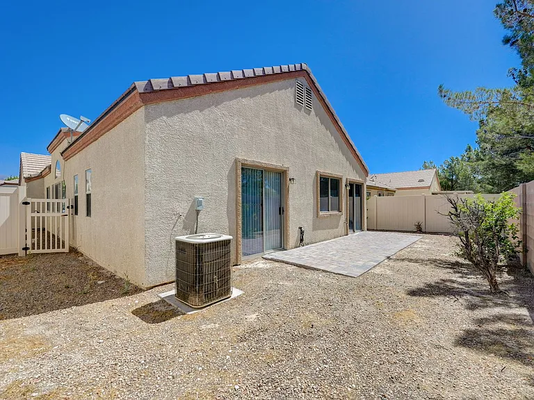 527 Braided River Ave — Photo 44
