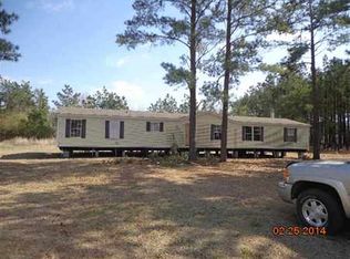 1954 Doe Trl, Dillon, SC 29536