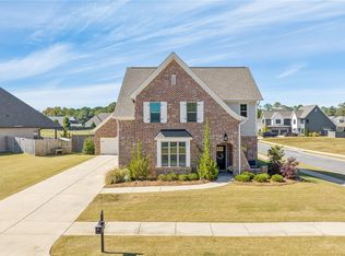 2401 Meadow Cove Rd, Auburn, AL 36832