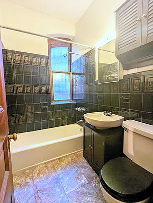 Rented by Manhattan Spaces | media 14