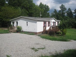 213 Rainbow Ln, Meherrin, VA 23954