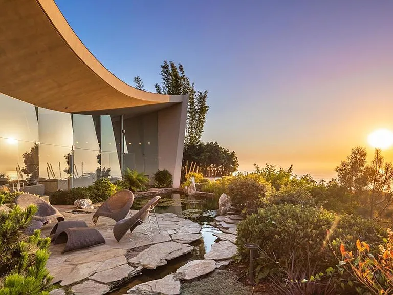 724 Muirlands Vista Way — Photo 1