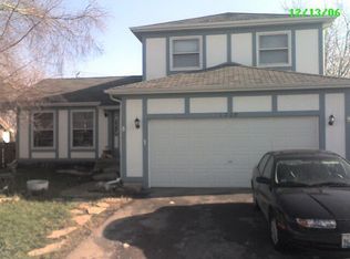 1209 Diane Ln, Elk Grove Village, IL 60007