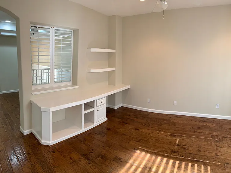10088 Imperial Ave — Photo 7
