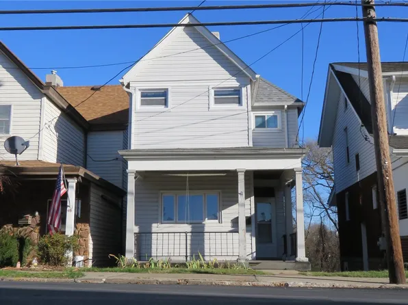 46 1st St, Irwin, PA 15642