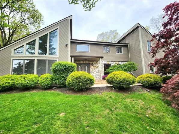 53 Woodcock Road, Monroe, NY 10950