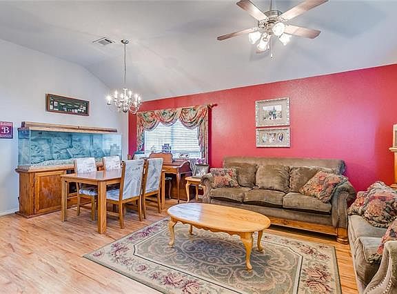 5th image of 2716 Gray Rock Dr