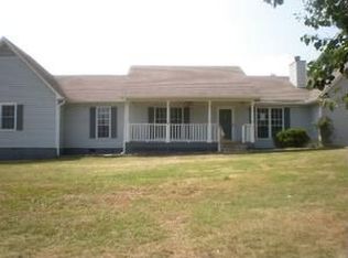 7575 Nowhere Rd, Hull, GA 30646