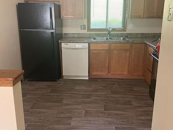 5th image of 931 Boston Way APT 2