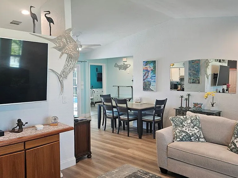 18810 Ashcroft Cir — Photo 11
