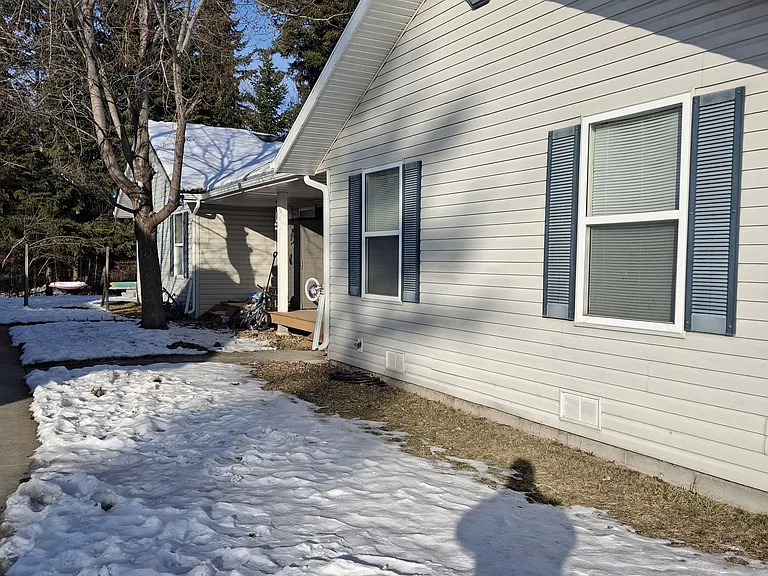 323 Bills Ln — Photo 10