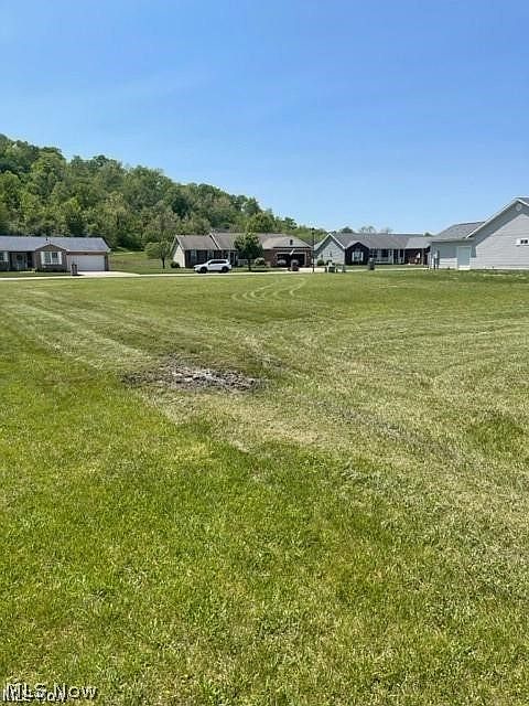 2nd image of Woodridge Dr