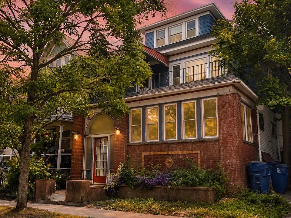 329 Bird Ave #1