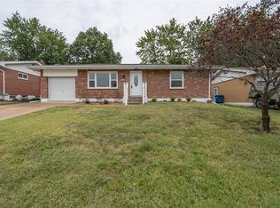 301 Southampton Dr, Saint Louis, MO