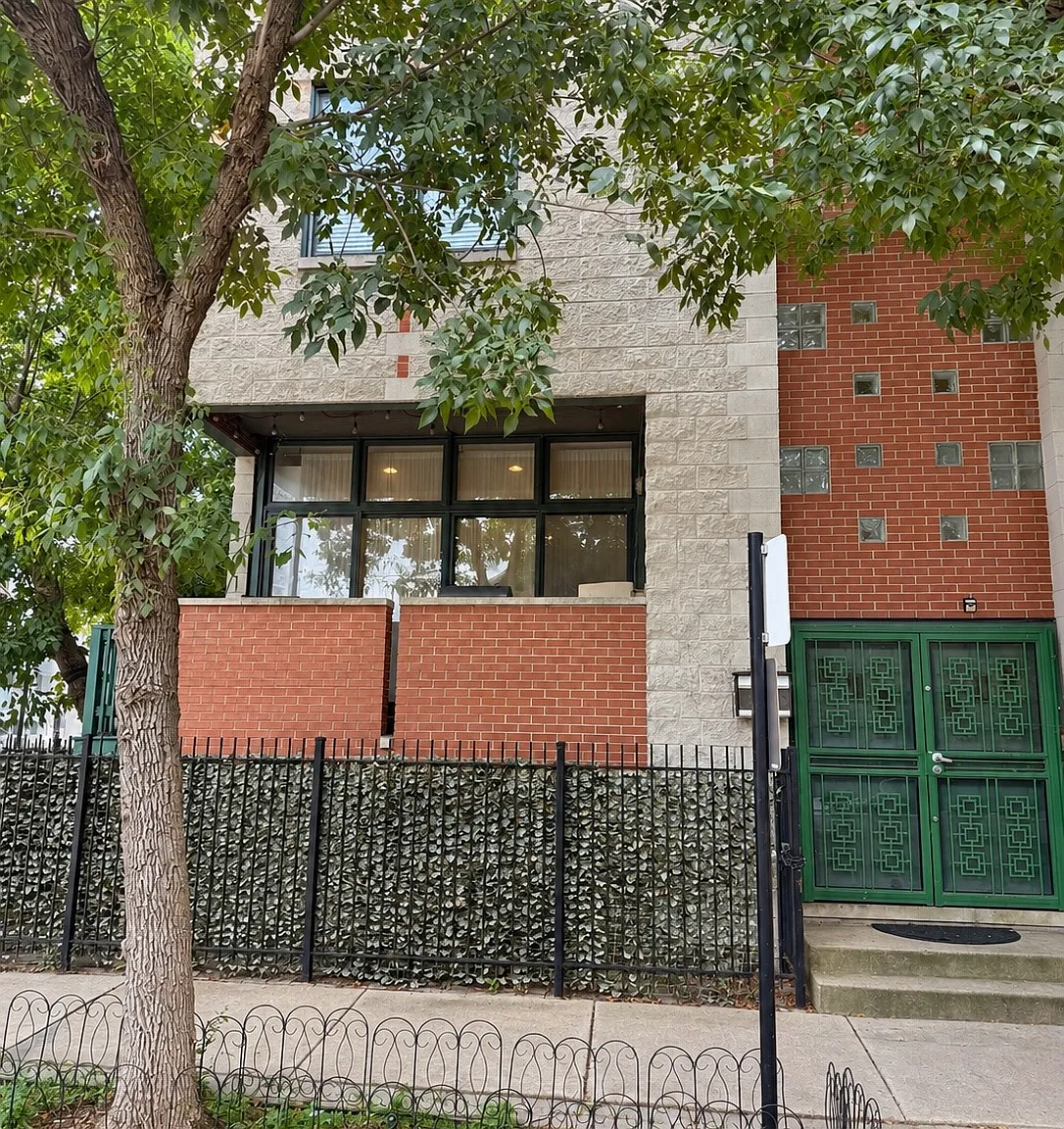 3 bed, 2000 sqft, $3,500 — Photo 1
