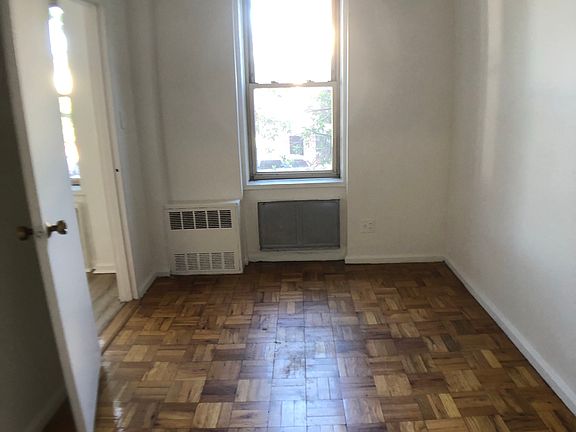 3rd image of 2355 E 12th St #2X