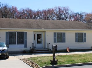 97 County Rd, Cliffwood, NJ 07721