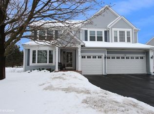 1769 Louisville Ln, Crystal Lake, IL 60014