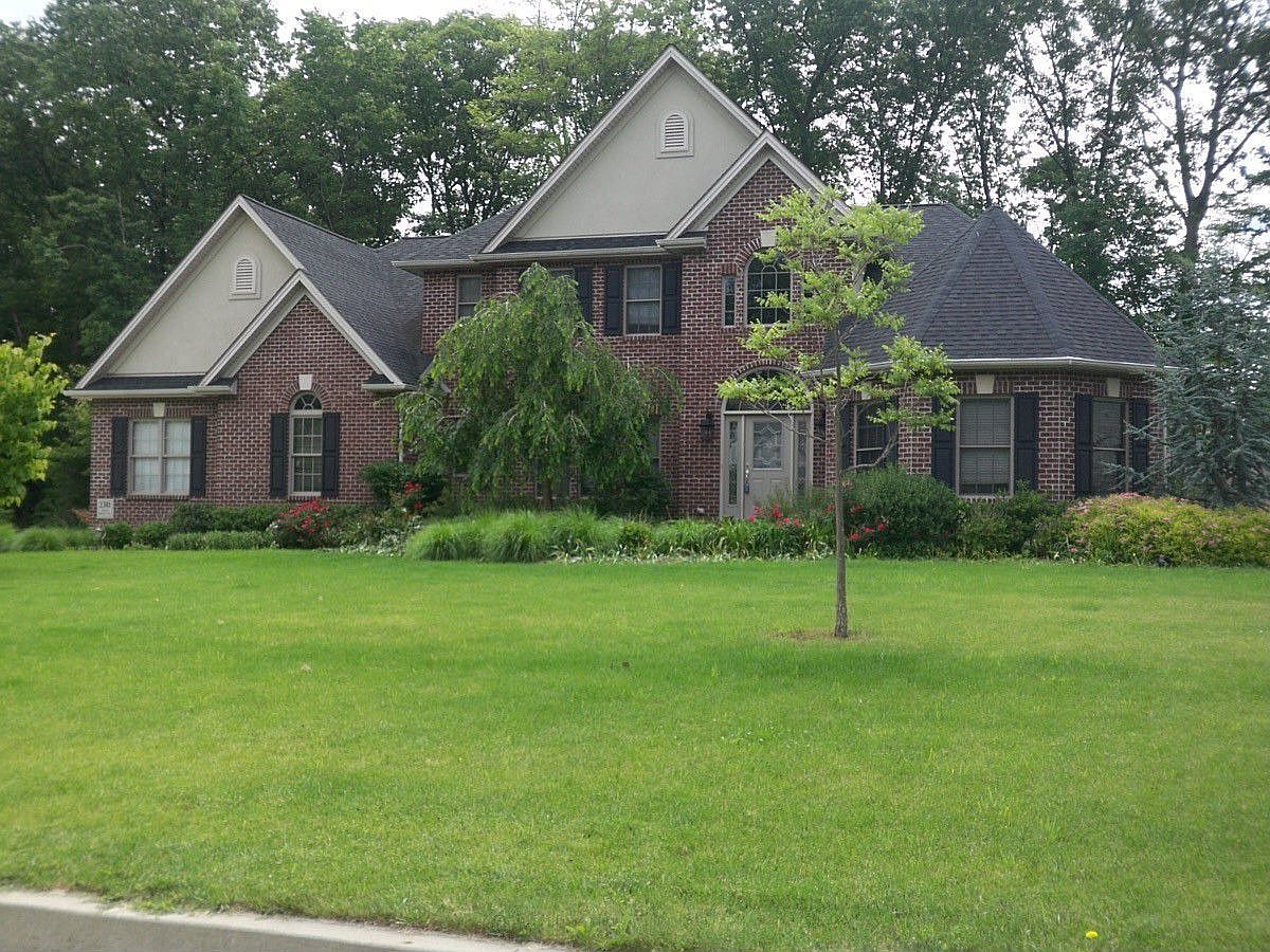 2301 Pierce Bluffs Dr, Hermitage, PA 16148 Zillow