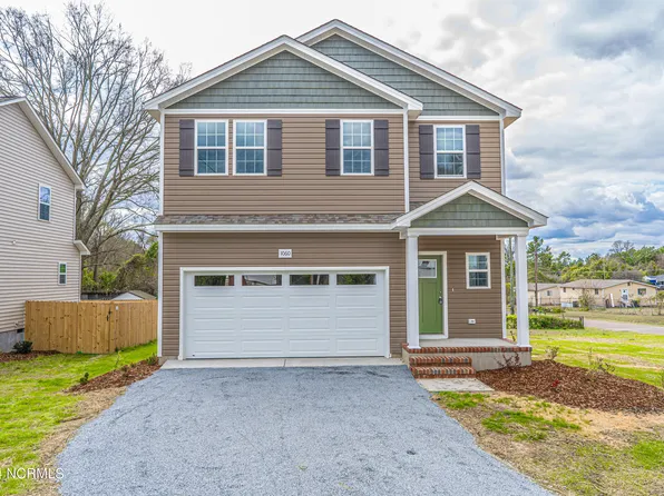 1060 W New York Ave, Southern Pines, NC 28387