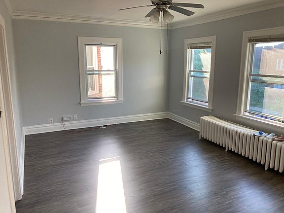 2nd image of 4861 W Hutchinson St #2