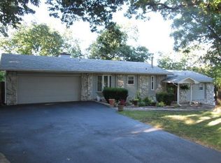 2268 E Thompson Pl, Springfield, MO 65804