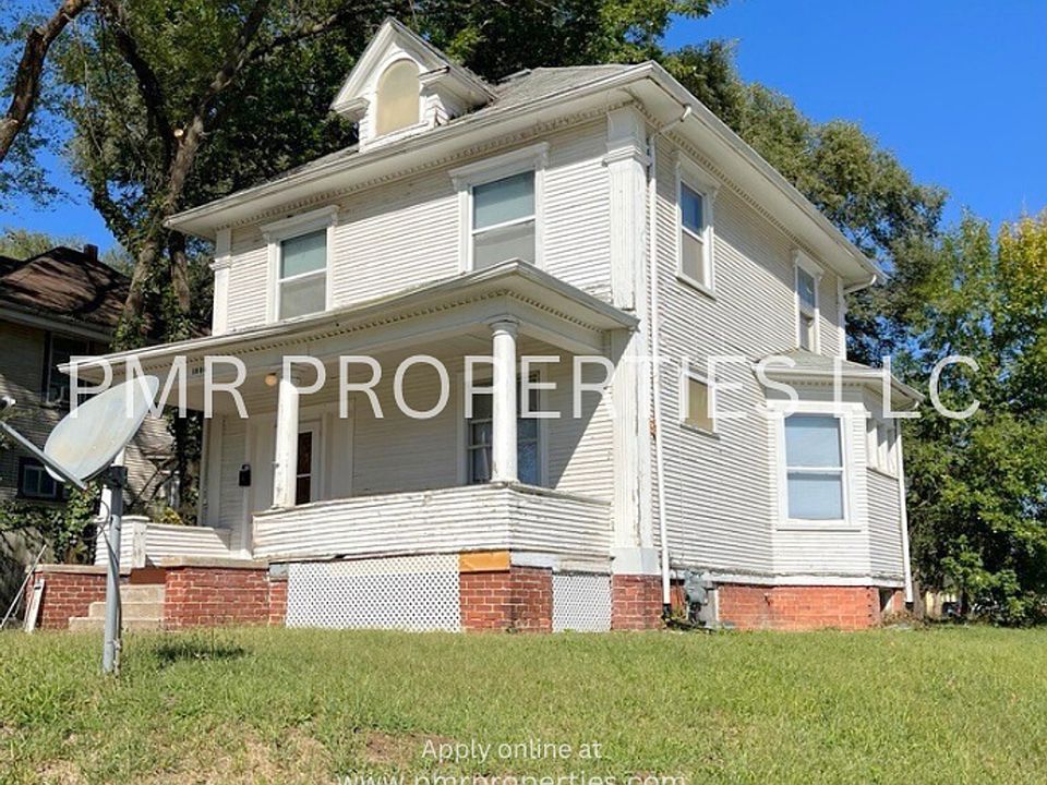 1st image of 1604 Willis Ave