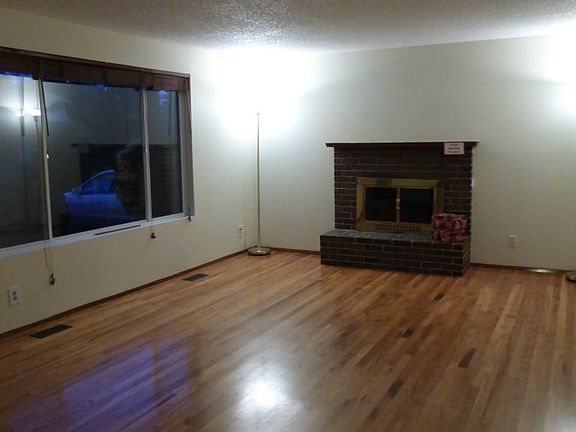 2nd image of 12536 SE 72nd St