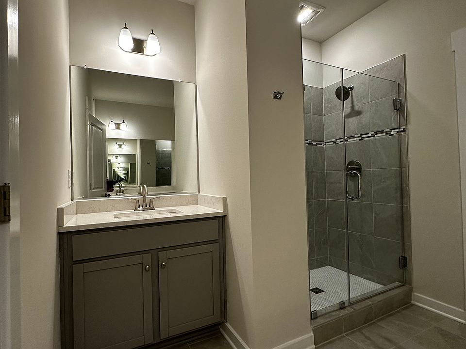 Bathroom #1 w/ double-vanity