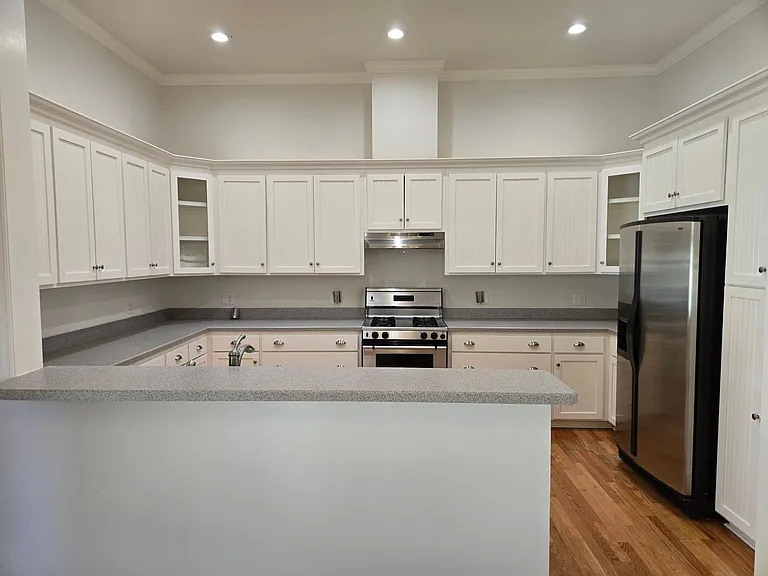 6714 SW 40th Ter — Photo 18