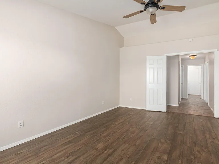 4830 W Geronimo St — Photo 11
