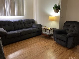 610 Olive Ave, Huntington Beach, CA 92648